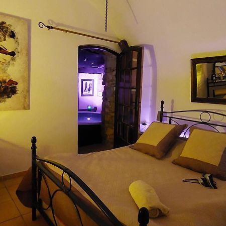 كالفي Chambre Love Romantique Avec Spa Privee المظهر الخارجي الصورة