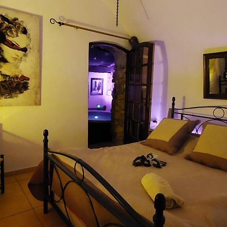 كالفي Chambre Love Romantique Avec Spa Privee المظهر الخارجي الصورة