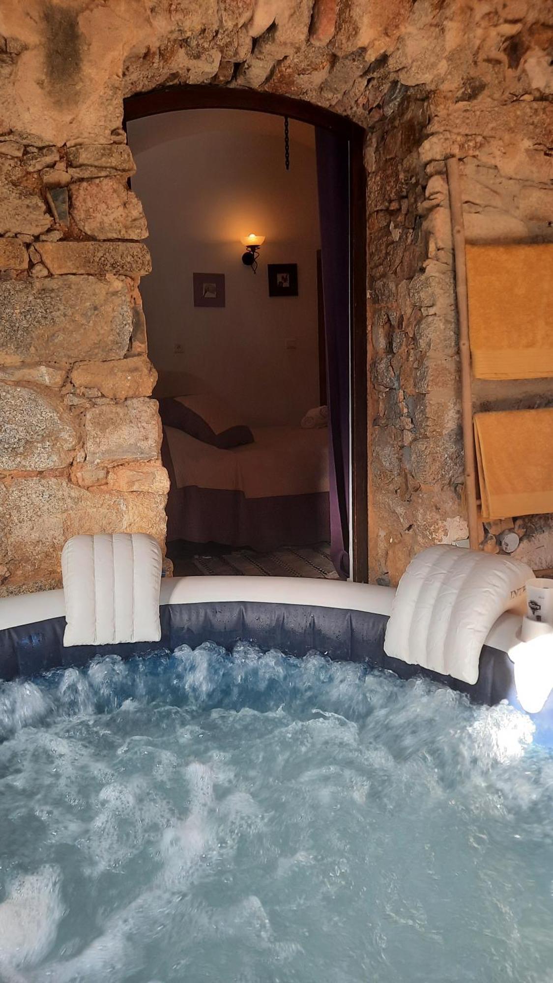 كالفي Chambre Love Romantique Avec Spa Privee المظهر الخارجي الصورة