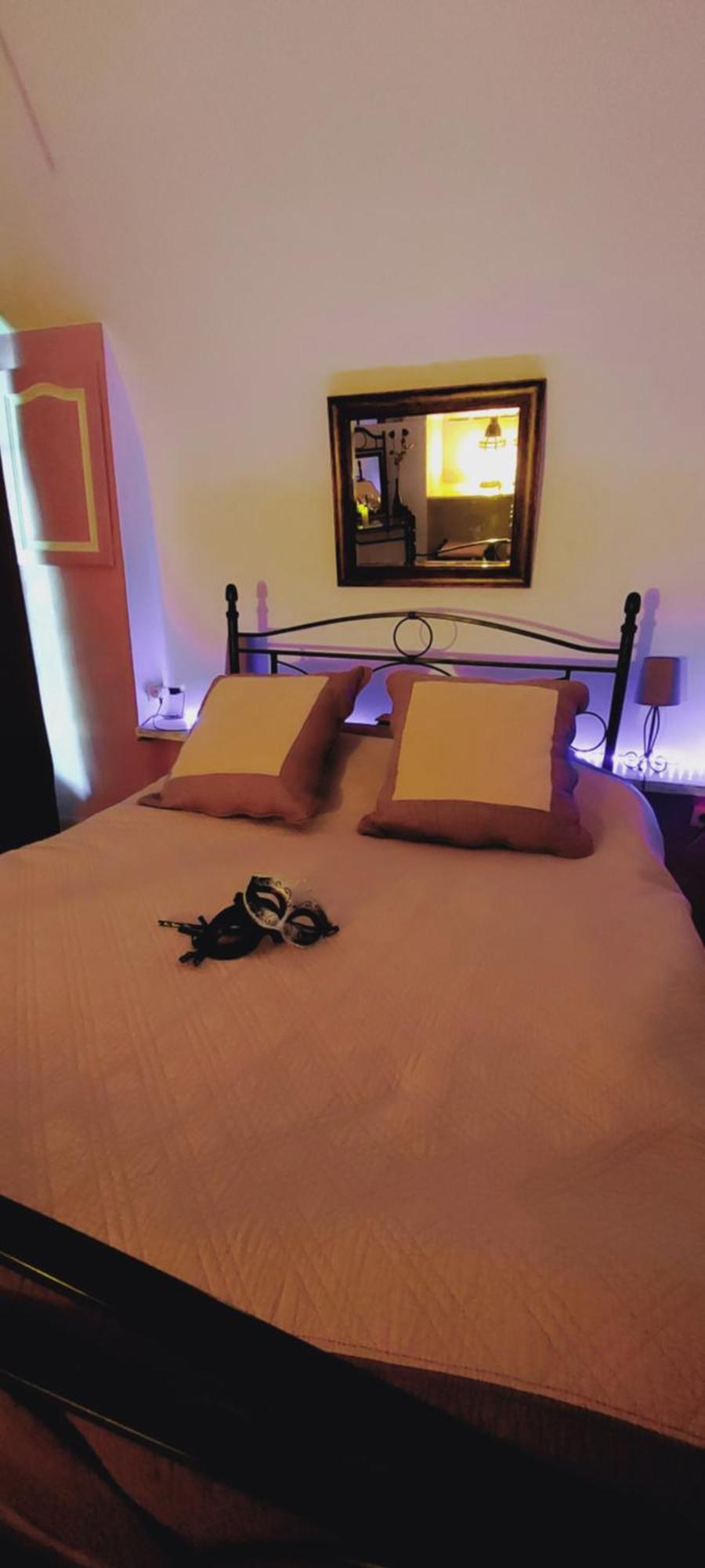 كالفي Chambre Love Romantique Avec Spa Privee المظهر الخارجي الصورة